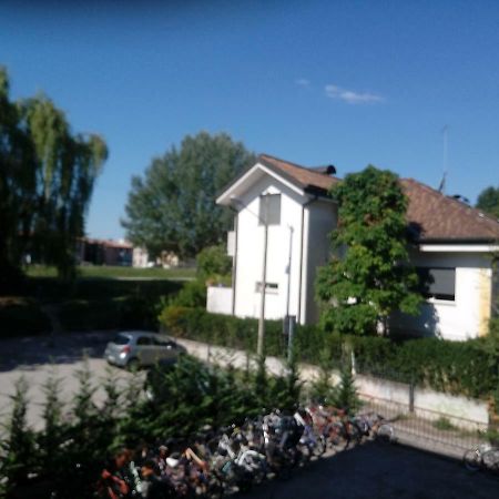 Vicino Al Prato Della Valle Intero Appartamento Parcheggio Facile Di Fronte Padua Exterior foto